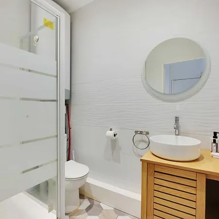 Apartment Cosy For 2p - In The Heart Of The 11th *