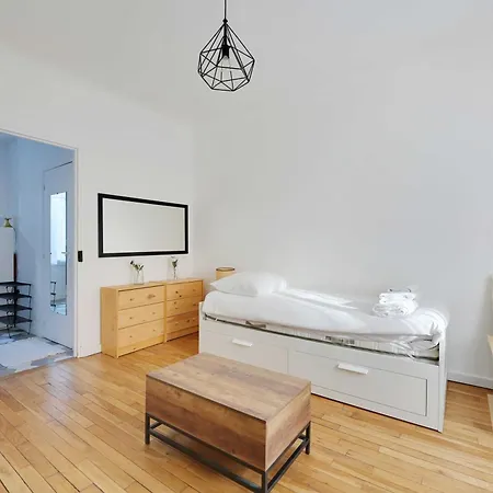 Apartment Cosy For 2p - In The Heart Of The 11th